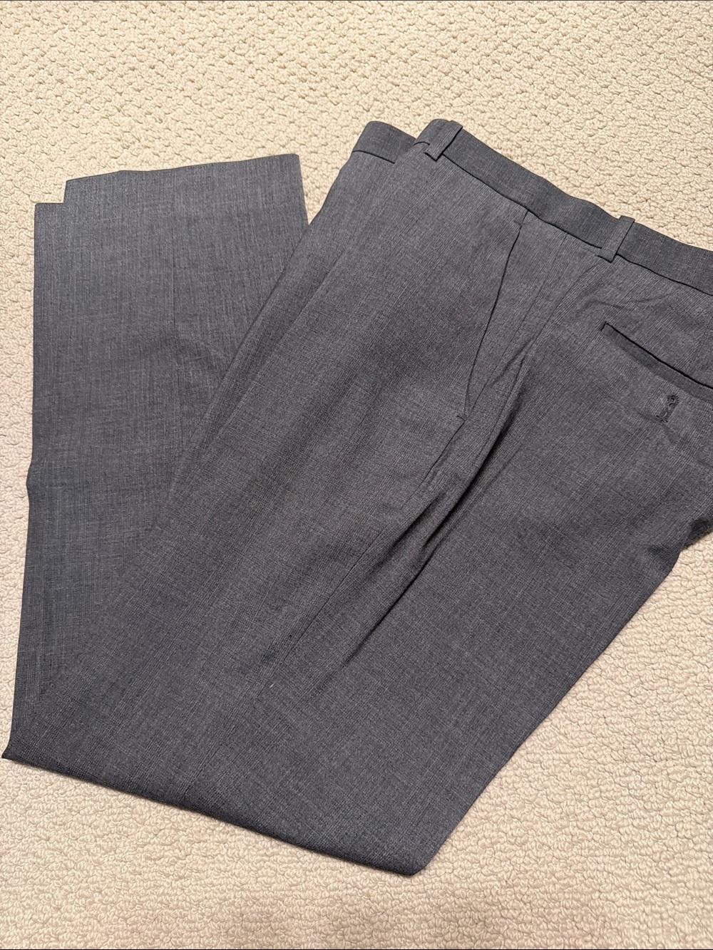 Perry Ellis Gray Dress Pants. 32x32